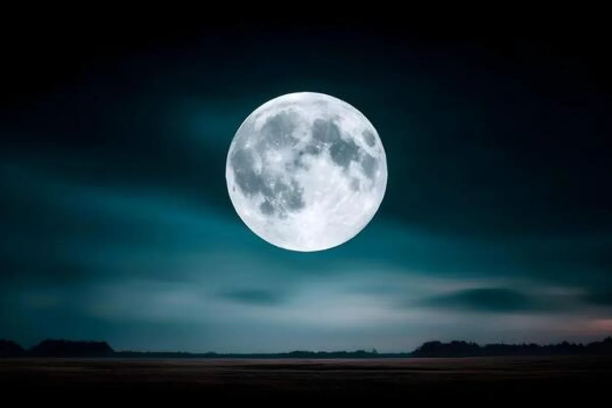 Panduan Menonton Hunter's Moon Senin Malam 26 Oktober: Terbit 17.53 WIB, Paling Nyaman Dilihat Mulai Jam 8 Malam