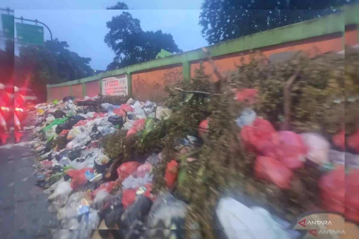 Jakbar Gencar Tekan Produksi Residu Sampah dari Sumbernya