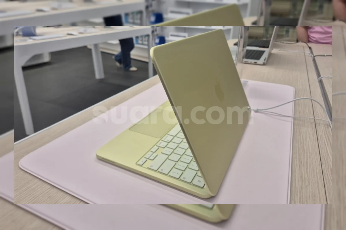 Terpopuler: Laptop Alternatif MacBook Neo, Samsung Kembangkan HP Layar Gulung