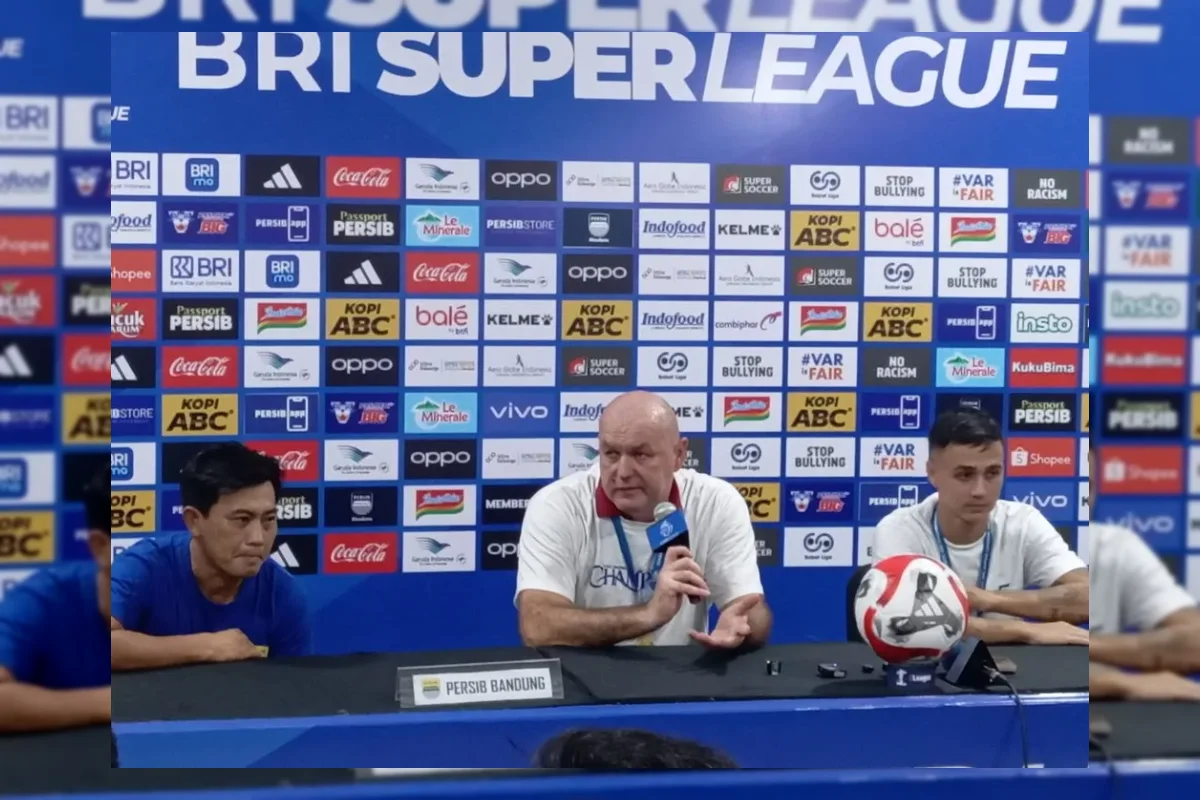 Persib Bandung Hattrick Juara, Bojan Hodak: Sangat Sulit Tapi Berhasil