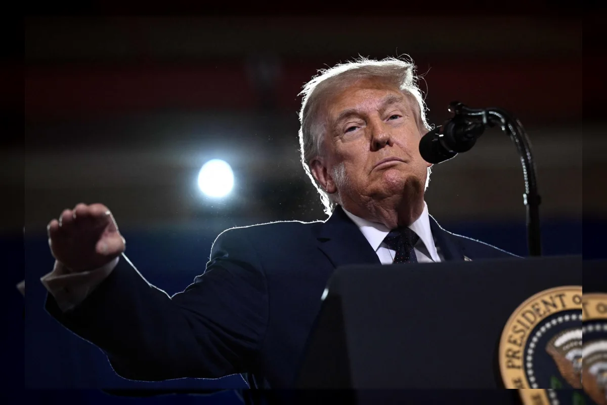 Trump Sebut Negosiasi Iran Berjalan Baik, Ancaman Serangan Lebih Kuat Jika Buntu