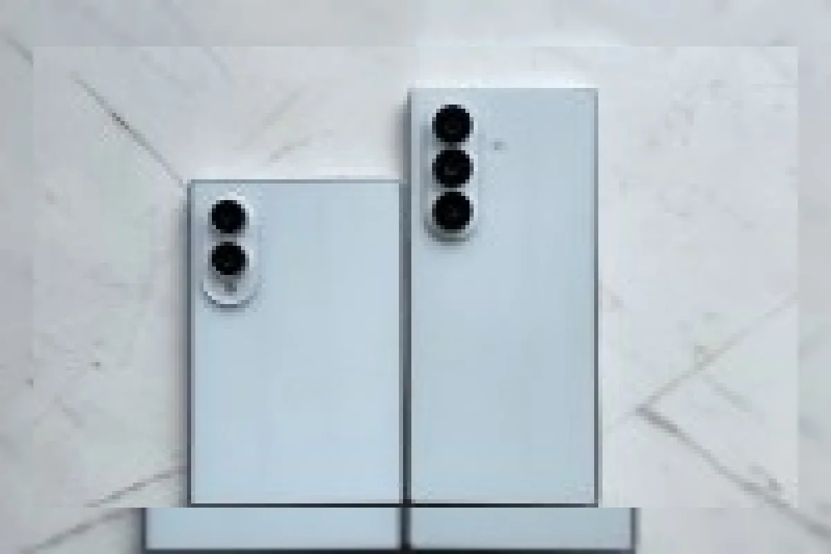 Dummy Unit Samsung Galaxy Z Fold8 dan Fold8 Ultra Muncul dalam Foto Perbandingan