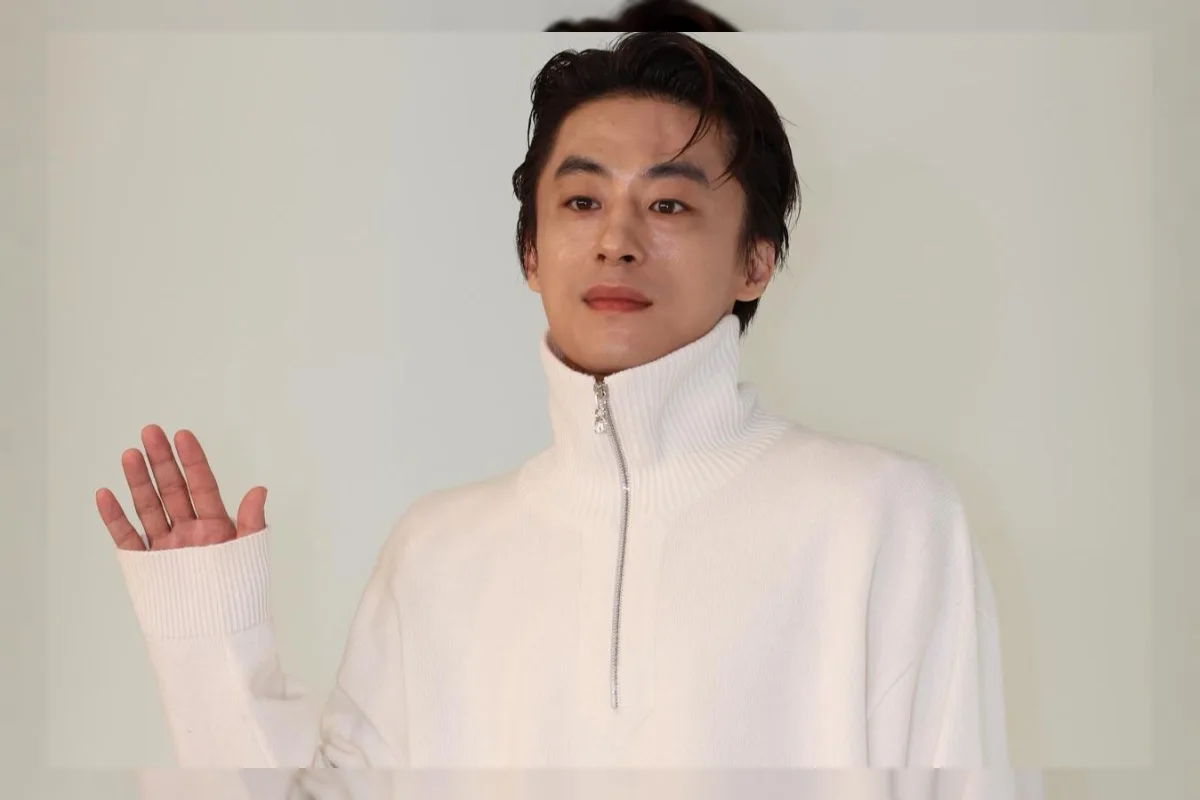 Koo Kyo-hwan: Aktor Serba Bisa yang Terus Bersinar