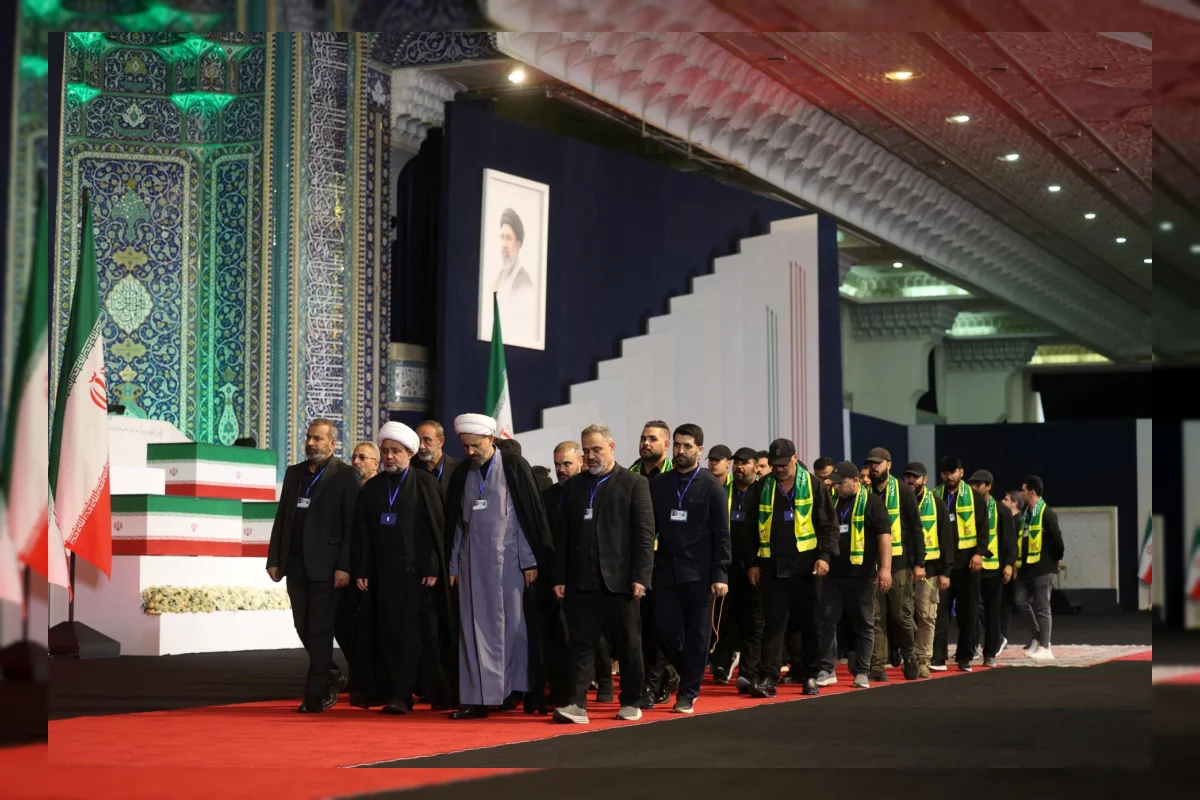 Persiapan Pemakaman Pemimpin Tertinggi Iran Ali Khamenei Berlangsung Meriah