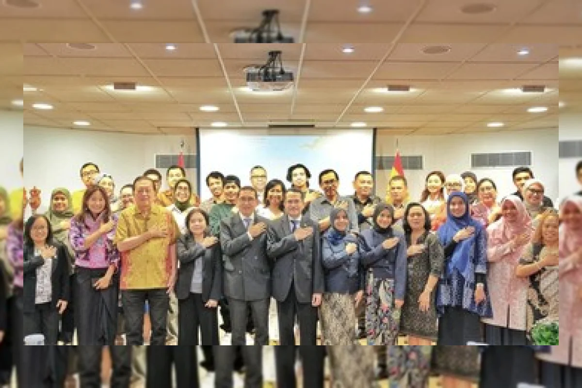 Menteri Kebudayaan Ajak Diaspora RI di Spanyol Perkuat Diplomasi Budaya