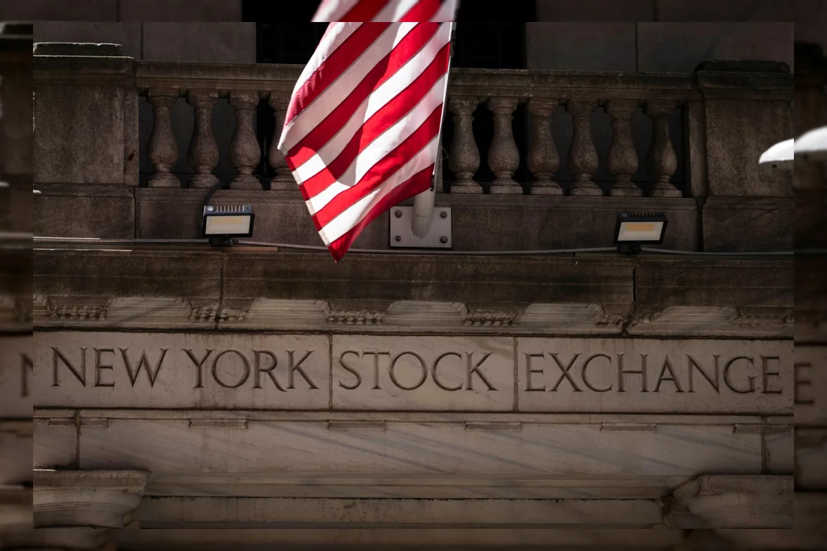 Wall Street Bersiap Cetak Pekan Terbaik Sejak April, Data Payrolls Redakan Kekhawatiran Kenaikan Suku Bunga