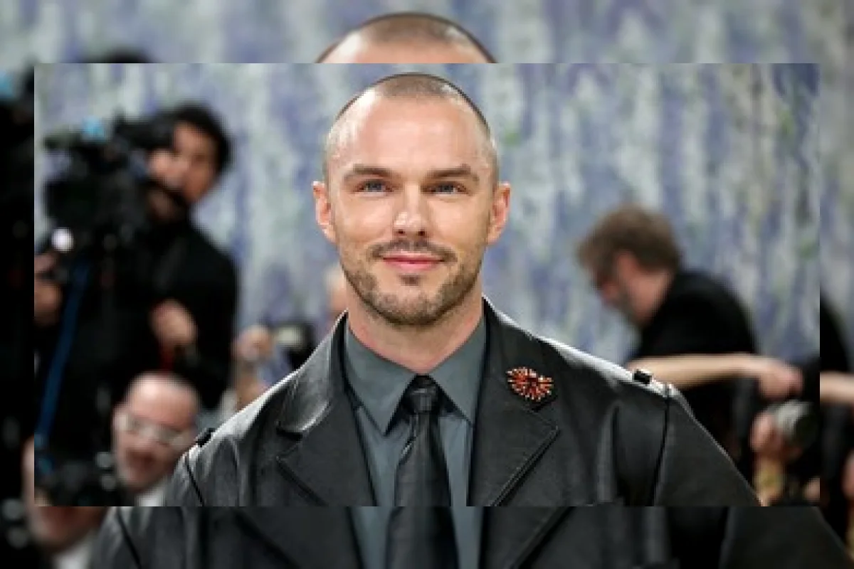 Aktor X-Men Nicholas Hoult Jadi Gilderoy Lockhart di Serial HBO