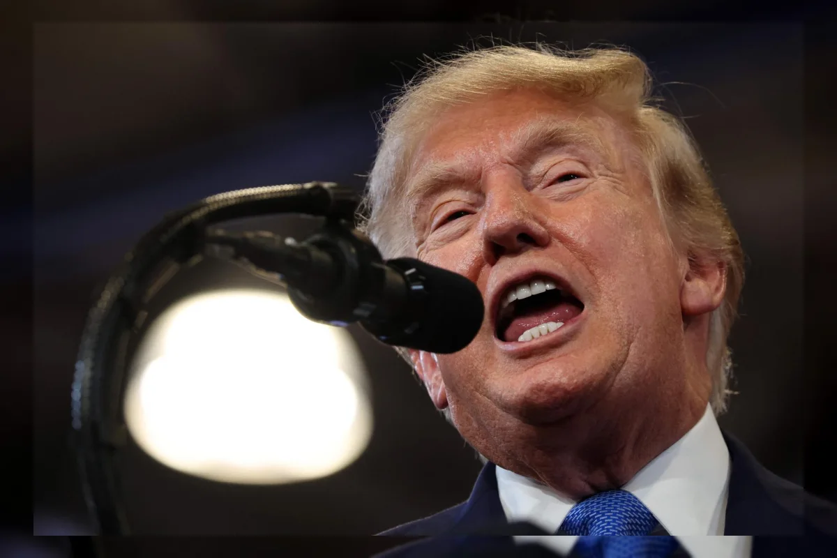 Trump Klaim Akan Jadikan Selat Hormuz Wilayah AS