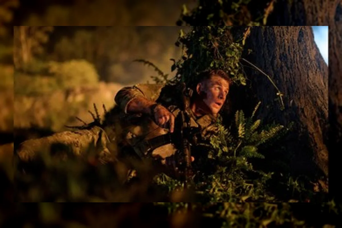 Sinopsis Land of Bad: Liam Hemsworth Bertahan dari Serangan Abu Sayyaf di Bioskop Trans TV