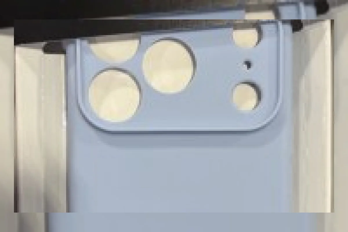 Kabar Baik: Casing iPhone 17 Pro Disebut Bisa Dipakai di iPhone 18 Pro