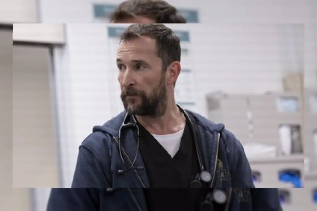 Noah Wyle Dinobatkan Sexiest Man Alive 2026 oleh Majalah People