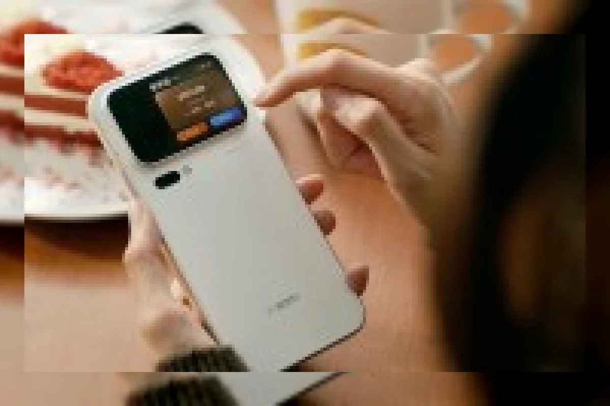 Ilustrasi ponsel Xiaomi 18 Pro Max yang muncul di Geekbench