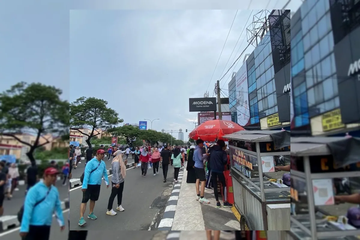 Suasana hari bebas kendaraan bermotor di Jalan Margonda Raya Depok