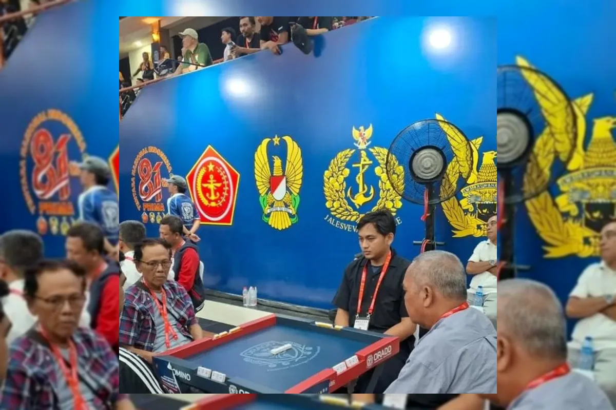 Peserta turnamen domino Piala Panglima TNI 2026 di GOR Ahmad Yani Cilangkap Jakarta Timur