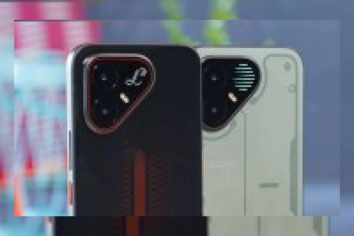 Tecno Pova 8 Pro dan Pova 8 Pro Tonino Lamborghini dalam sesi unboxing