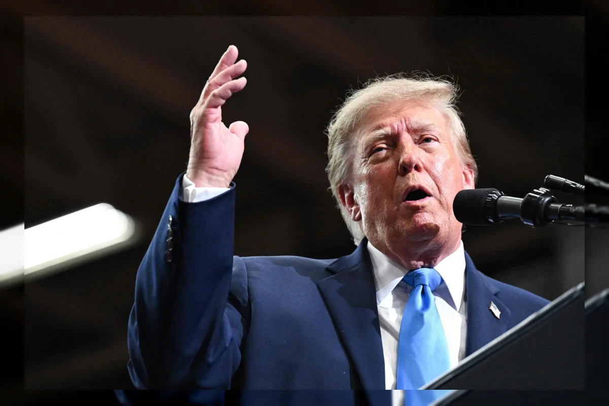 Presiden AS Donald Trump berbicara dalam kampanye pemilu tengah periode