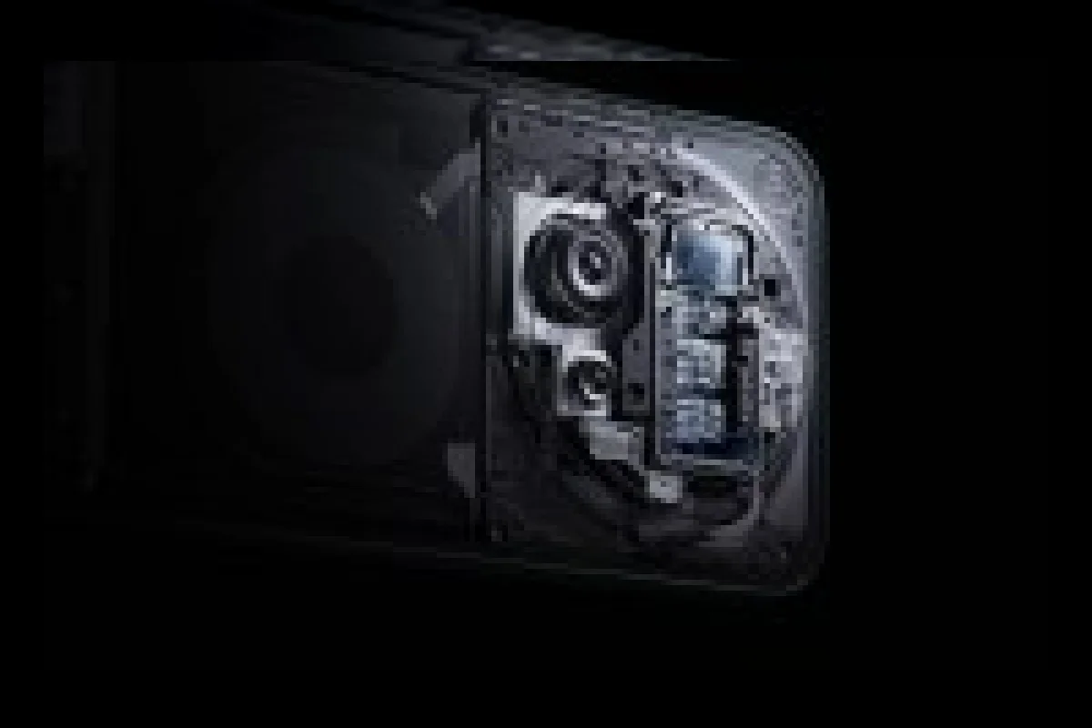 Ilustrasi ponsel Xiaomi 18 Ultra dengan kamera 200MP