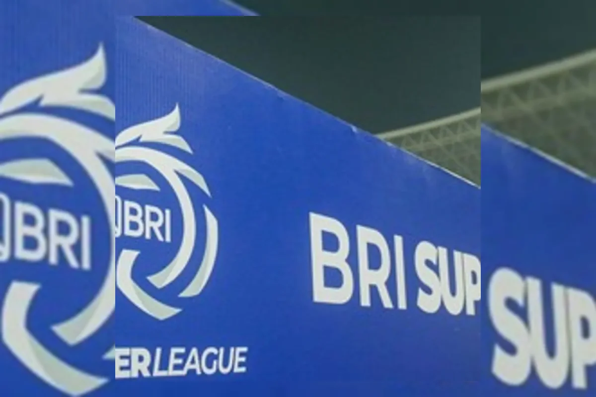Ilustrasi pertandingan sepak bola BRI Super League di stadion