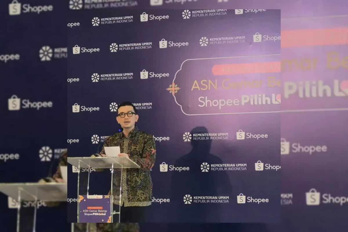 Ilustrasi fitur Kalkulator Biaya Shopee Indonesia untuk penjual UMKM