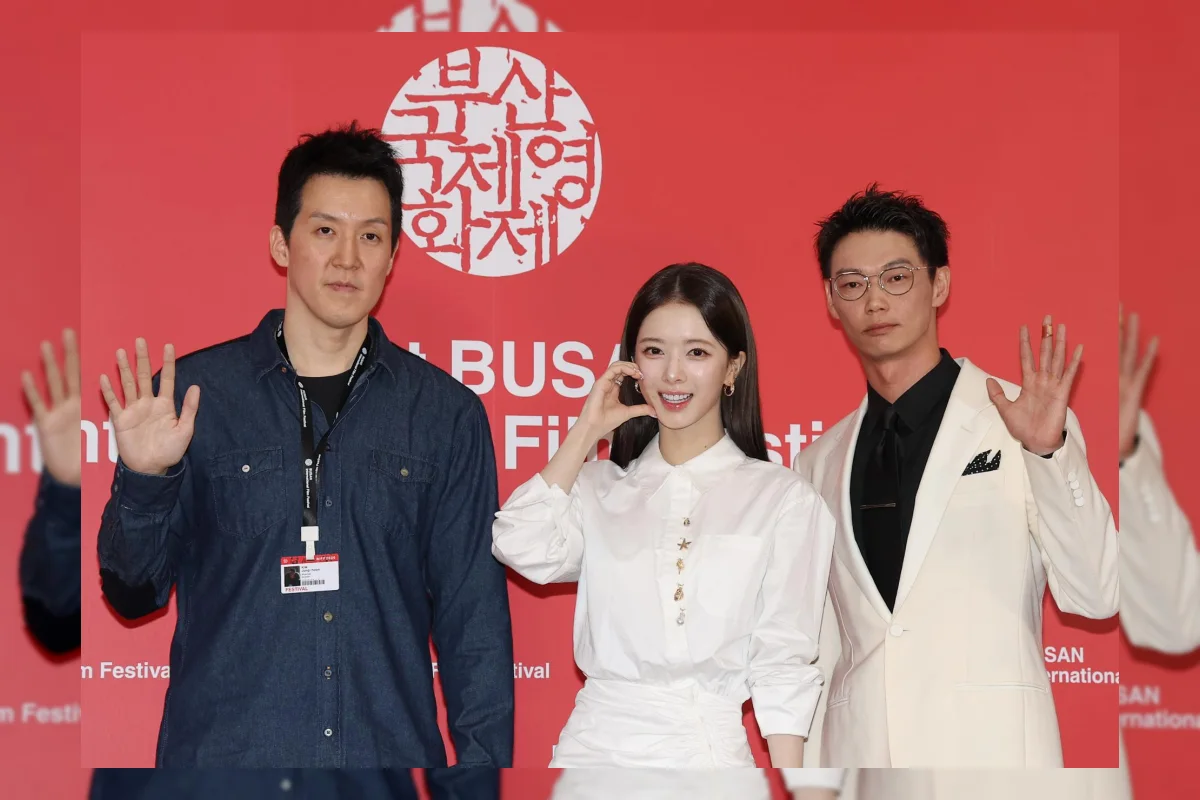 Roh Jeong-eui dan Show Kasamatsu dalam konferensi pers film Shaving di Busan