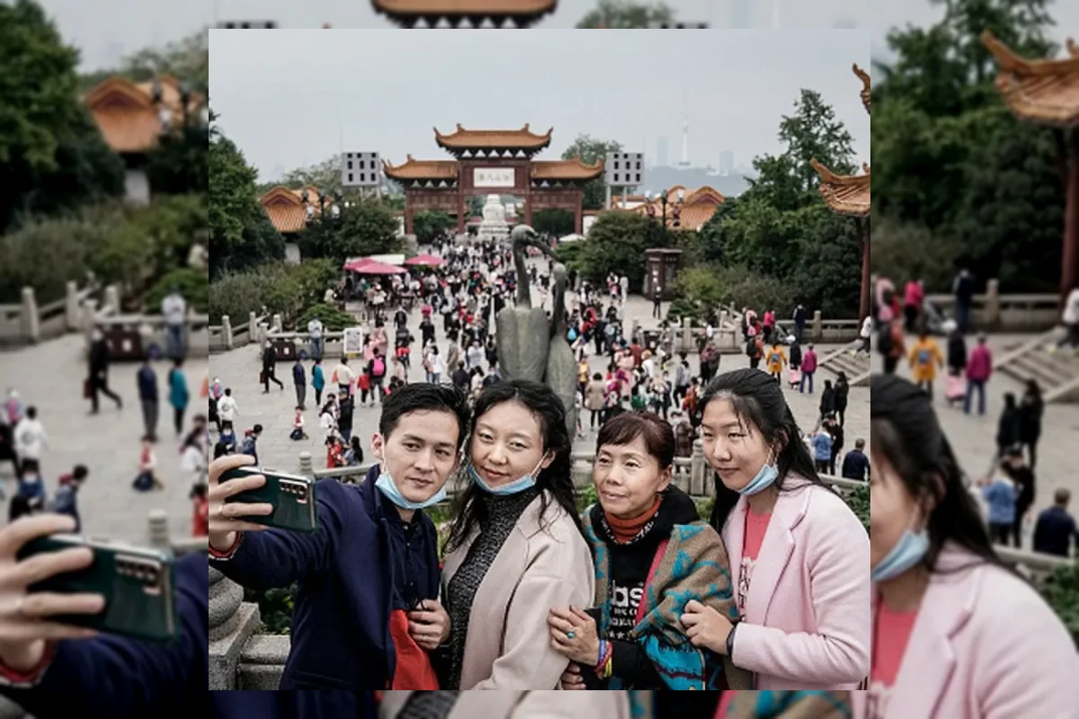 Ilustrasi perjalanan lintas batas China selama Golden Week