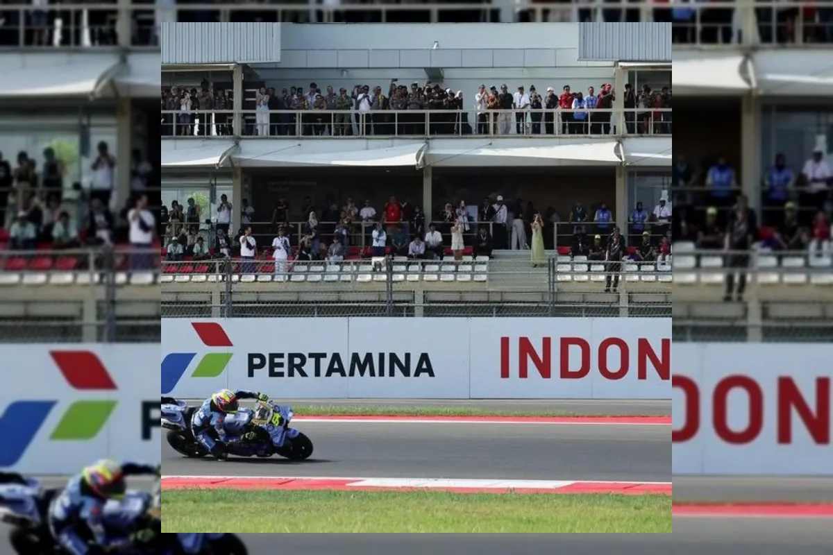 Penonton memadati Sirkuit Mandalika saat MotoGP 2026