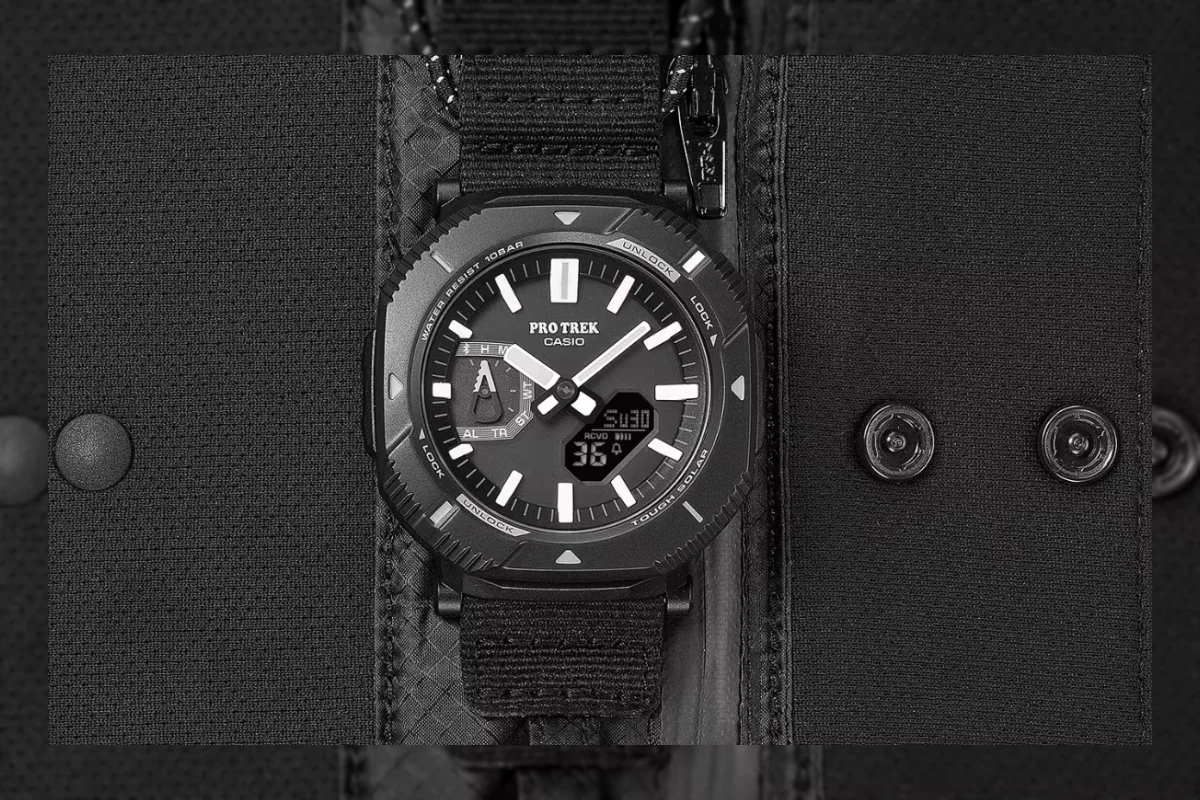 Jam tangan Casio Pro Trek PRJB001EX-1 dengan strap kain dan kantong tersembunyi