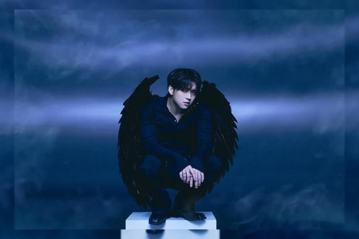 Nam Woo-hyun vokalis INFINITE saat wawancara album 2X8