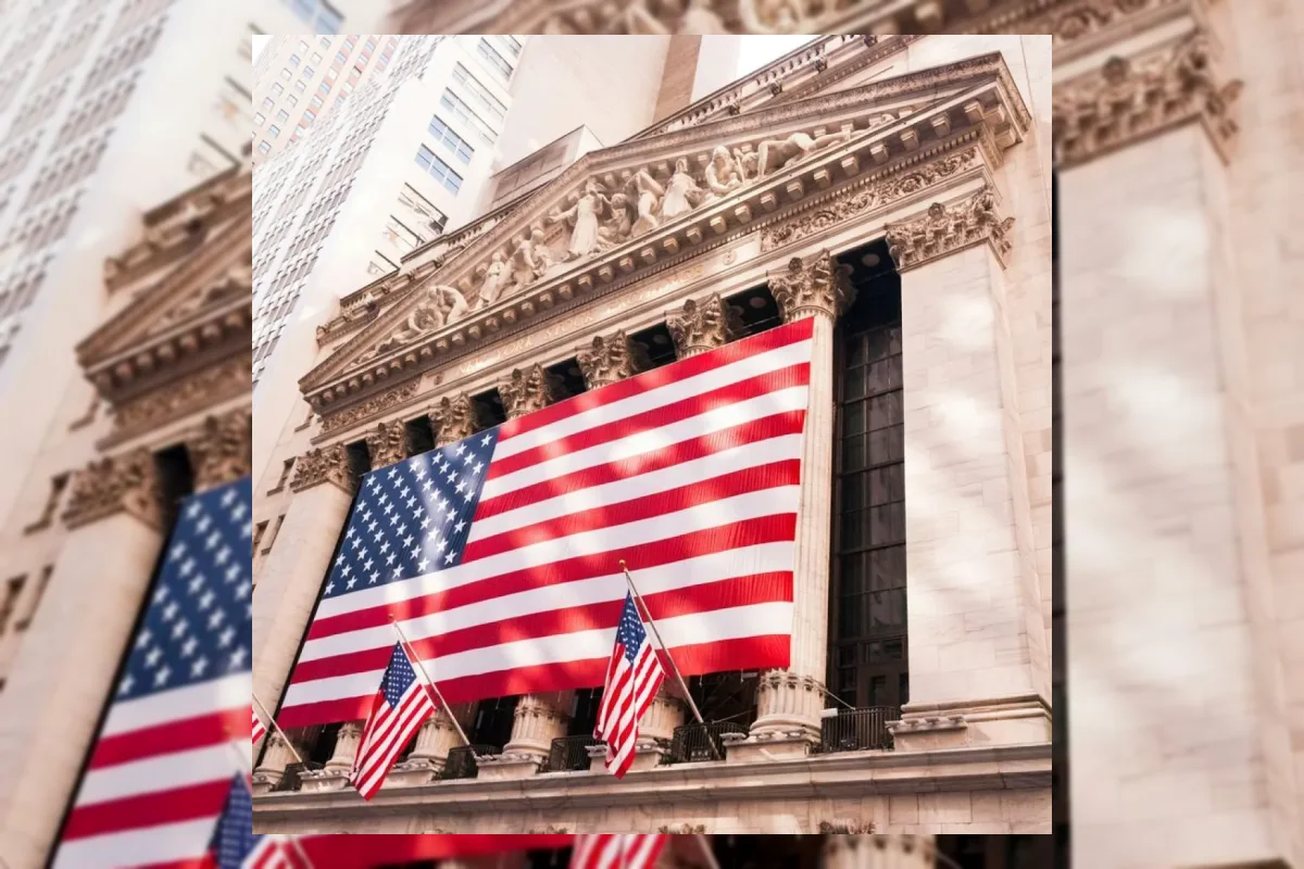 Ilustrasi pergerakan indeks saham Wall Street dengan Nasdaq melemah dan Dow Jones menguat