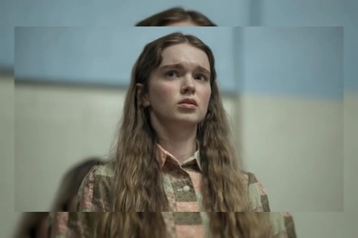 Ilustrasi serial Carrie garapan Mike Flanagan di Prime Video