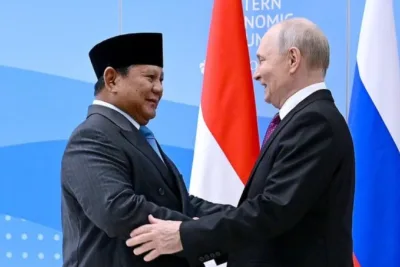 Prabowo Subianto di Hadapan Putin: Tegaskan Diplomasi Bebas Aktif, Indonesia Hormati Semua Kekuatan Dunia di Forum Ekonomi Timur