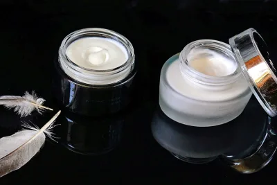 Ancaman Skincare dan Kosmetik Ilegal Jerat Konsumen, Janji Hasil Instan