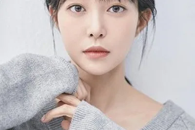 Kejutan Manis Jelang Setahun Menikah: Kim Ga Eun Pamer Hasil USG, Yoon Sun Woo Terharu Akan Jadi Ayah