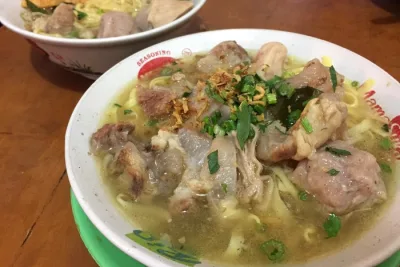 Berburu Mie Kocok di Bandung? Ini 6 Kedai dari yang Legendaris sampai Jagoan Topping