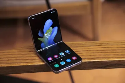 Konversi Kasarnya Rp47–55 Juta, tapi Belum Tentu Masuk Indonesia: Galaxy W27, Lipat Mewah Samsung Khusus China dengan Kamera 200 MP dan Komunikasi Satelit