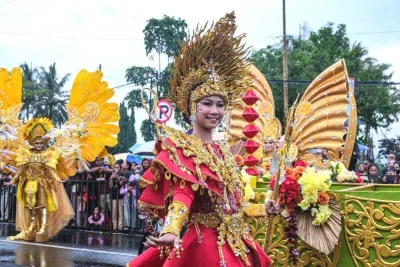 Berdarah Gorontalo-Arab-Prancis-Bosnia, Angeline Alkatiri Bawa Sulaman Karawo ke Puteri Indonesia 2026
