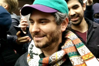 H3 Podcast Hiatus Tanpa Batas Waktu Usai Istri Tuduh Ethan Klein Selingkuh