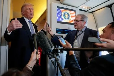 Trump: Xi Setuju Iran Harus Buka Selat Hormuz, China Tak Beri Sinyal