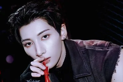 NEXZ’s Yu Batal Hadiri Fan Sign Event di Jepang karena Masalah Administrasi