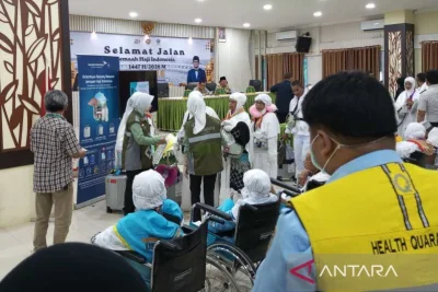 PPIH Embarkasi Makassar Terbangkan 392 JCH Asal Sultra ke Makkah