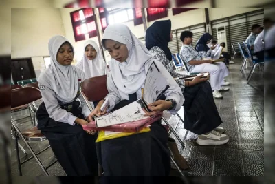 Prapendaftaran SPMB Jakarta 2026 Dibuka 19 Mei–10 Juni, Ini Syaratnya