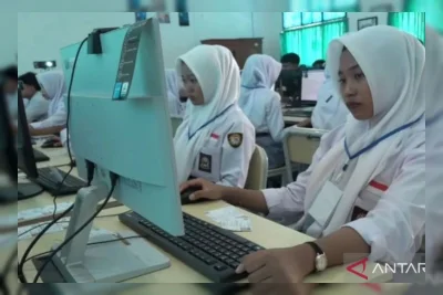 Hasil TKA SMA Jadi Sinyal Pembelajaran Tak Bisa Sekadar Hafalan