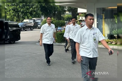 Presiden Prabowo Panggil Menteri Ekonomi dan Gubernur BI ke Istana