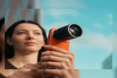Lensa REEFLEX Ultra Telephoto: Ubah iPhone 17 Menjadi DSLR!