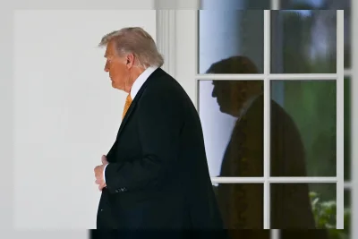 Trump Batalkan Serangan ke Iran Demi Negosiasi Serius