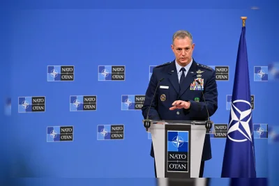 Perwira Tinggi NATO: Eropa Tak Perlu Khawatir dengan Penarikan Pasukan AS