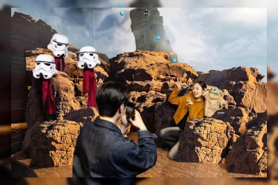 Disney Bawa Star Wars ke Ketinggian 500 Meter untuk Promosi Film Baru