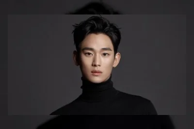 Polisi Nyatakan Tuduhan Kim Soo-hyun Pacaran dengan Kim Sae-ron di Bawah Umur Palsu