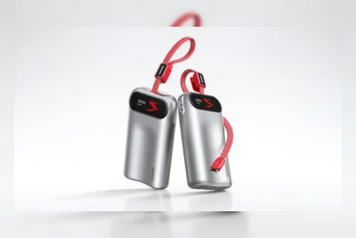 Ugreen Luncurkan Power Bank 45W 10.000mAh dengan Layar Pintar dan Kabel Bawaan