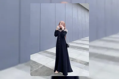 10 Inspirasi OOTD Idul Adha Simple dan Stylish, dari Tunik hingga Monokrom